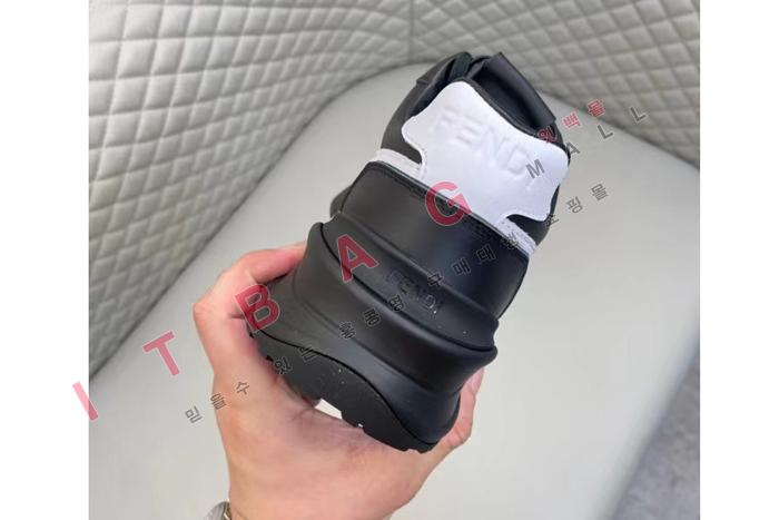 �ҵ� ���� ����Ŀ��  LP3142