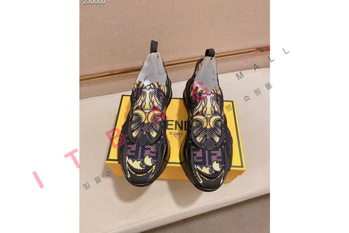 �ҵ�  ���� ����Ŀ��  MYB6923 (2�÷�)