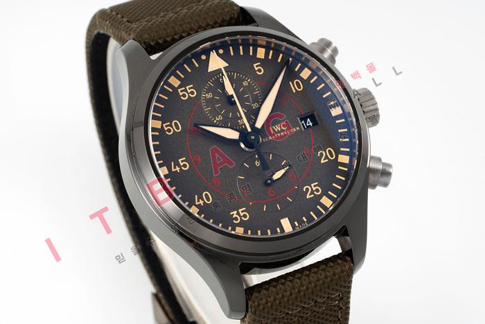 IWC ���Ϸ� ��ġ ũ�γ�׷���  HT60129-1
