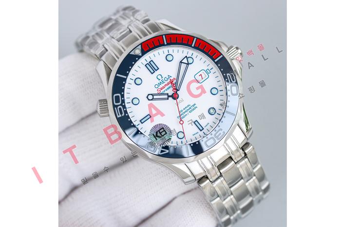 ���ް� Ŀ�Ǵ� ����Ƽ�� ����� HT60133