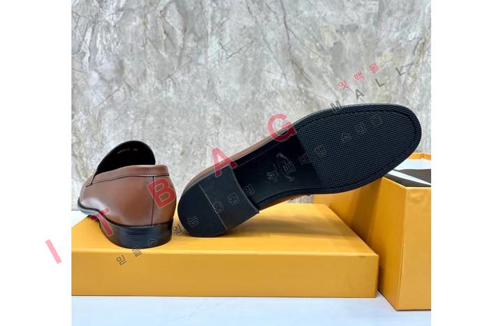 ����  ���� ����  YF9159