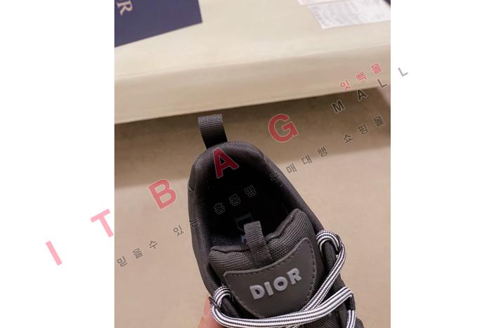��� ���� ����Ŀ�� MYB8497