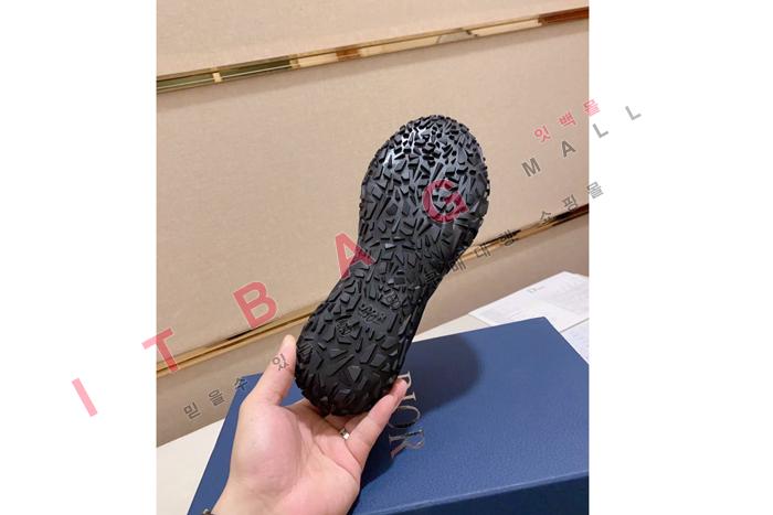 ��� ���� ����Ŀ�� MYB8497-3