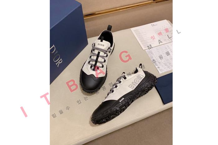 ��� ���� ����Ŀ�� MYB8497-4