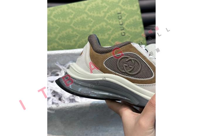 ����  �� ����Ŀ��  SP6952-1        ��������