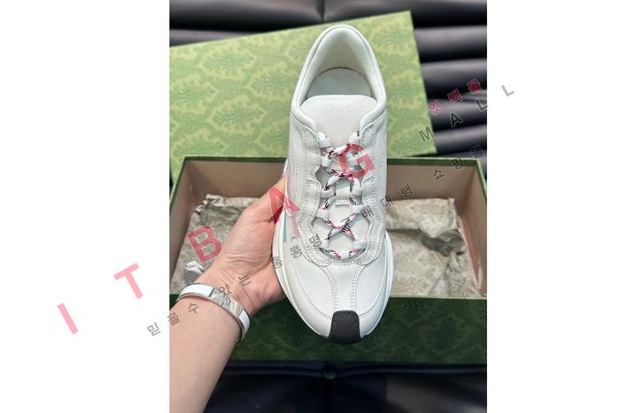 ����  �� ����Ŀ��  SP6953-2        ��������