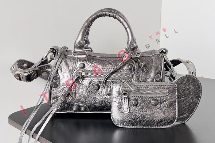 �߷��þư� �� ī�� �̴� Duffle Bag  GA2028