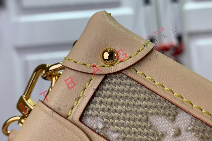 ���̺��� �ڶ�� �� �̴� ����� M22882