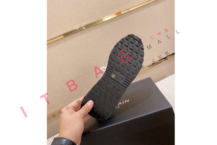 �߸� ���� ����Ŀ�� MYB8617