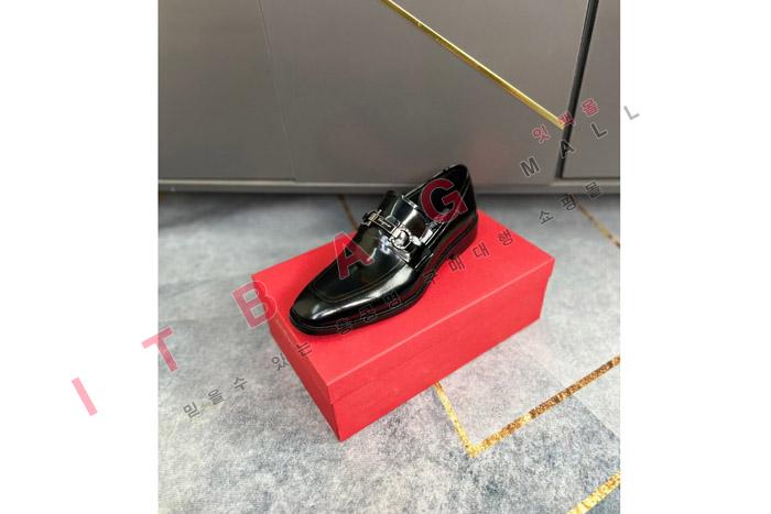 �䷹����  ���� ���� MYB6217