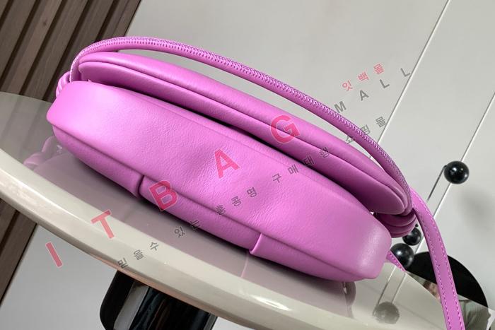�ο��� ���̴� ���� ī�� ���� �ļ��� ũ�ν� �� L6916-1