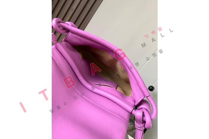 �ο��� ���̴� ���� ī�� ���� �ļ��� ũ�ν� �� L6916-1
