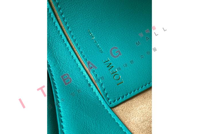 �ο��� ���̴� ���� ī�� ���� �ļ��� ũ�ν� �� L6916-3
