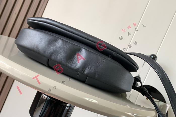 �ο��� ���̴� ���� ī�� ���� �ļ��� ũ�ν� �� L6916-4