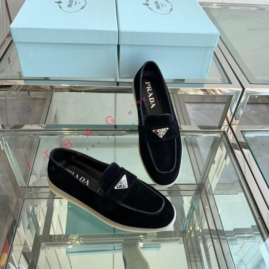 ����� ���� ����  YIBU1778-5