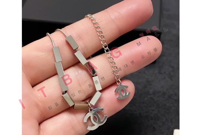 ���� ����� SY4748