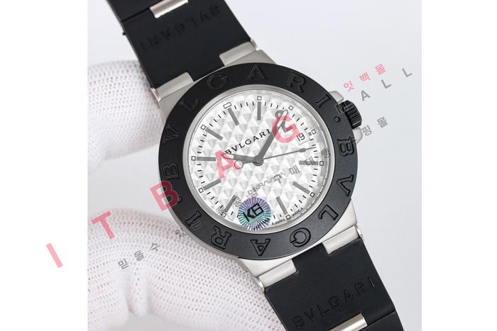 �Ұ���  �����ƽ  ����������  HT6027