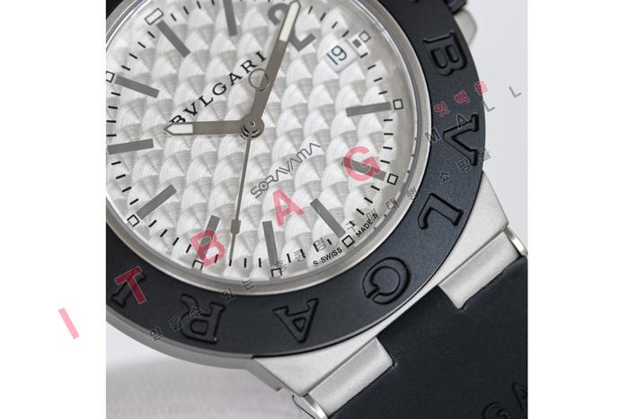 �Ұ���  �����ƽ  ����������  HT6027
