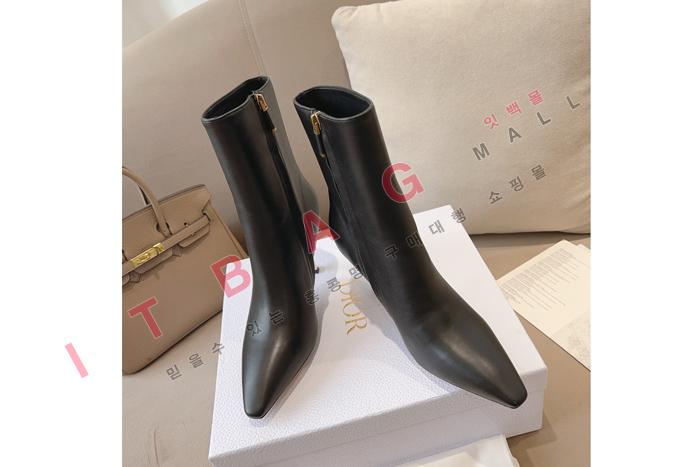 ���  ����  23/�Ż�  YIBU1792     8CM