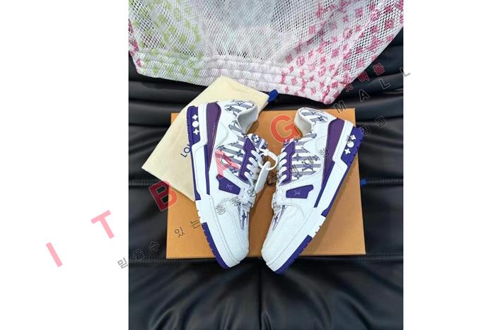 ���̺��� Ʈ���̳� ����Ŀ��  YF4320     ��������