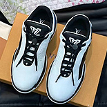 ���̺��� ���� ����Ŀ�� YF8640