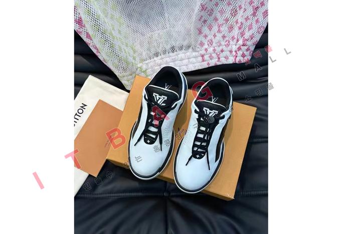 ���̺��� ���� ����Ŀ�� YF8640