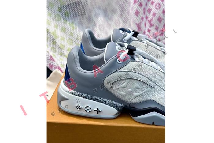 ���̺��� ���� ����Ŀ�� YF8640-2