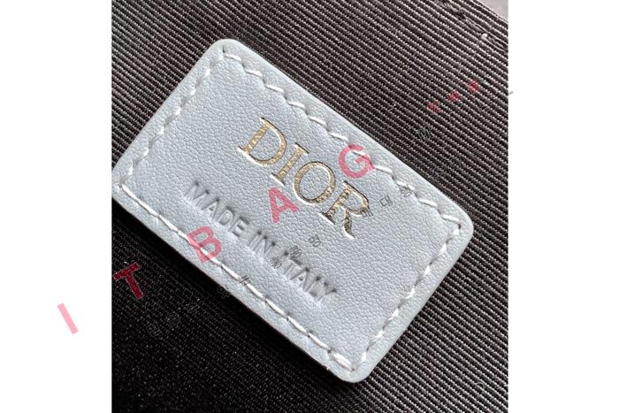 ��� HIT THE ROAD �̴� ��  DR90283-2