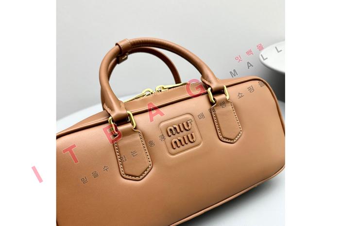 �̿�̿� �Ƹ�ī�� ���� ���� �� 5BB148-1