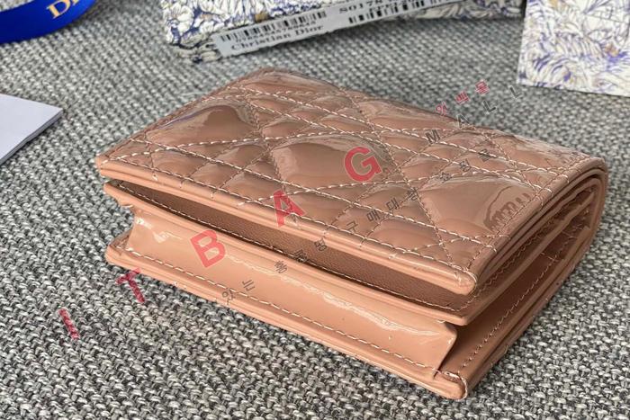 ��� ���̵� ���ͽ� ���� A82353-2 �����̾�