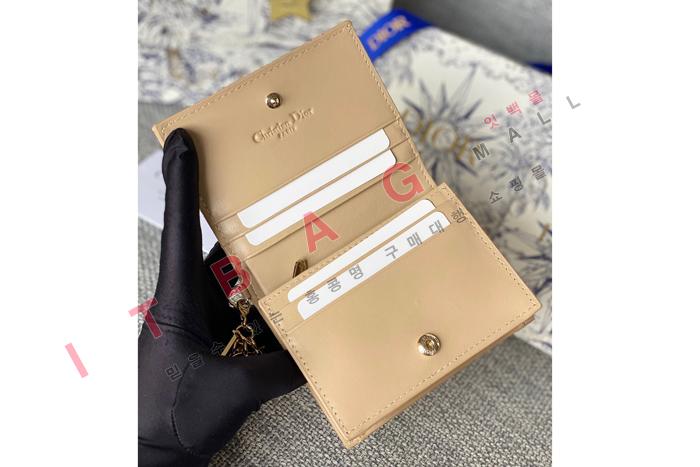 ��� ���̵� ���ͽ� ���� A82353-4 �����̾�