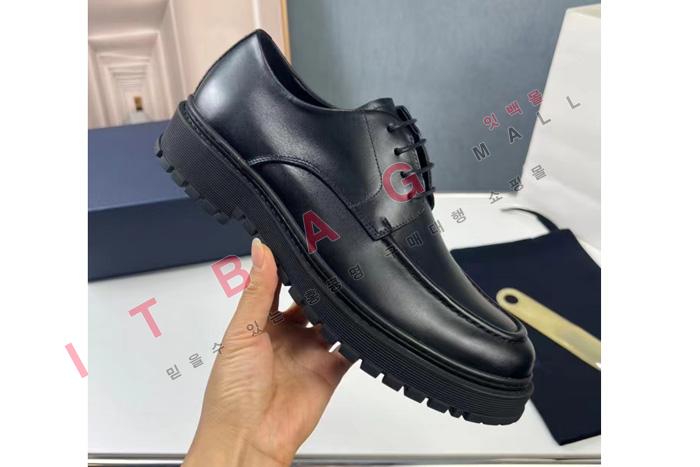 ���  ���� ���� LP4931