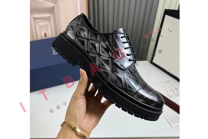 ���  ���� ����  LP4934