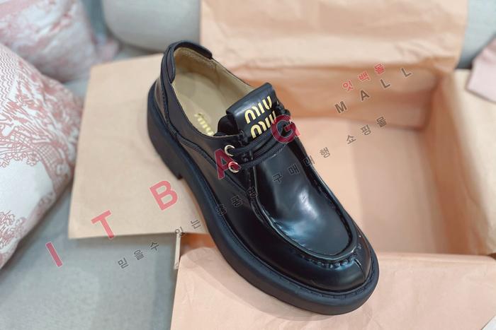 �̿�̿� ���̽� Ƕ�� ���� ����  YIBU1826-2     5.5CM
