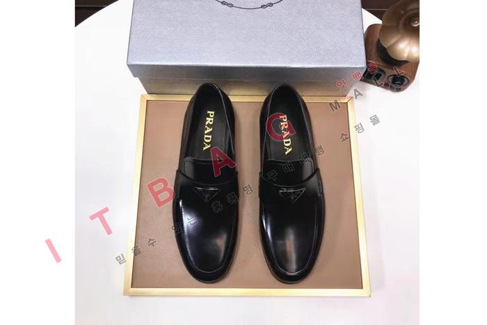 �����  ���� ����  LP7142