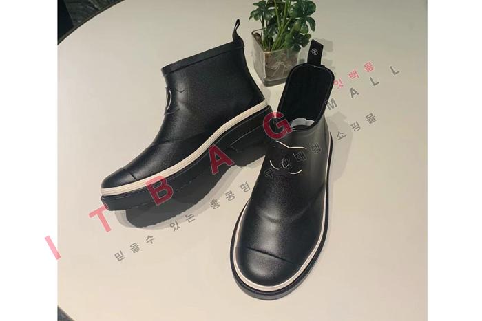 ����  ���� ��ȭ  YIBU1856