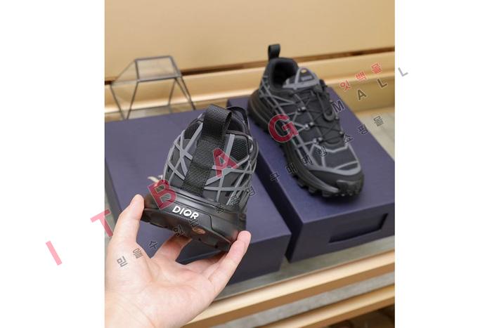 ���  ���� ����Ŀ�� MYB0670-1