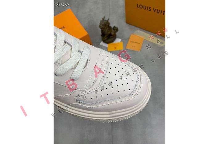���̺���  ���� ����Ŀ�� MYB0674 (2�÷�)