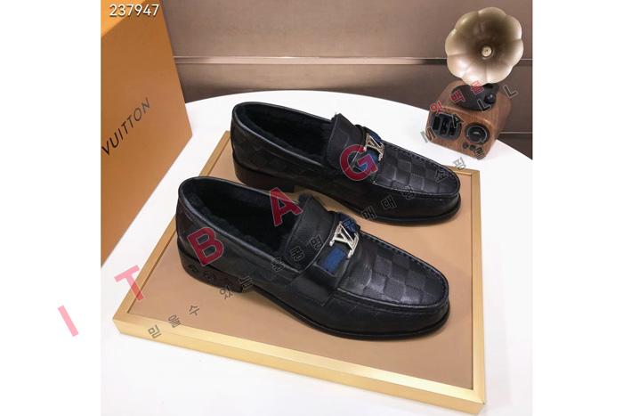 ���̺���  ���� ���� MYB0682