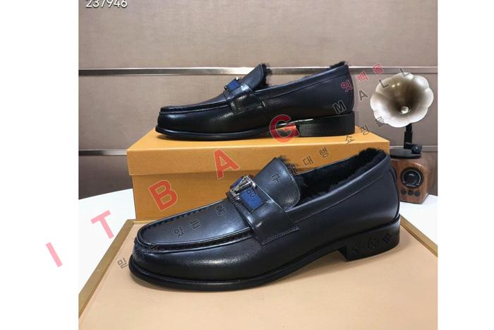 ���̺���  ���� ���� MYB0683