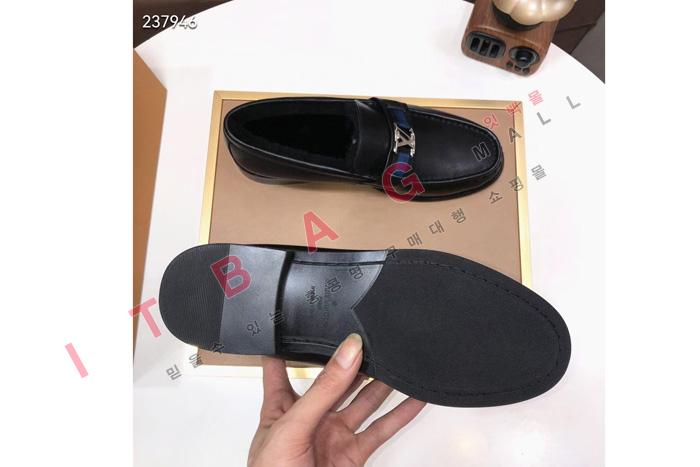 ���̺���  ���� ���� MYB0686