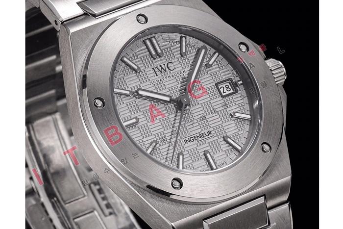 IWC �����Ͼ� �����ƽ ���ɴ��� �����Ʈ HT6031-2 (������)