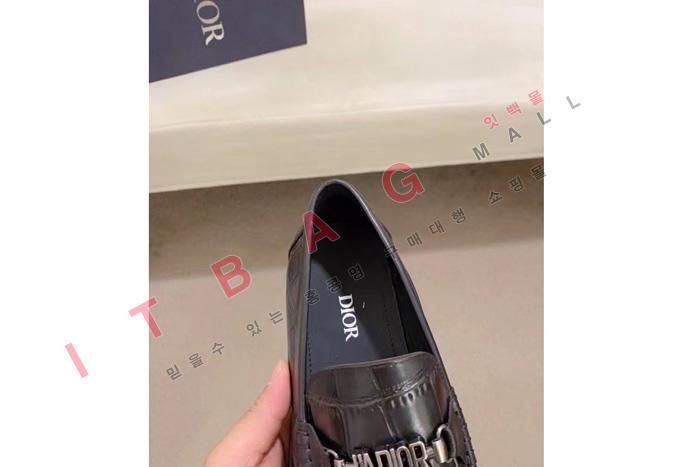 ��� ���� ����   LP3653