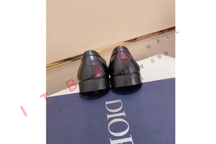 ��� ���� ����   LP3653