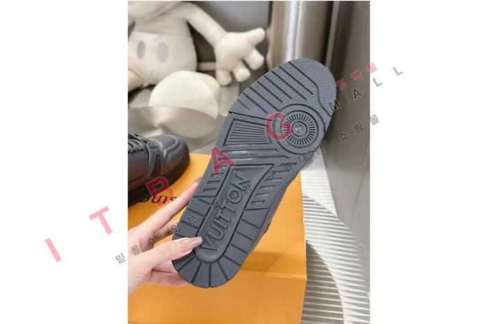 ���̺���  ���� ����Ŀ��   YF3689
