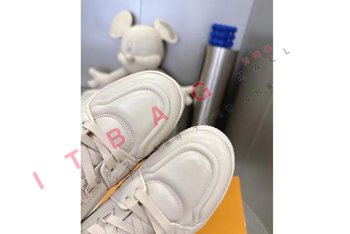 ���̺���  ���� ����Ŀ��  YF3689-2
