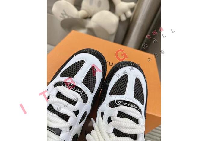 ���̺��� YF3690   ��������
