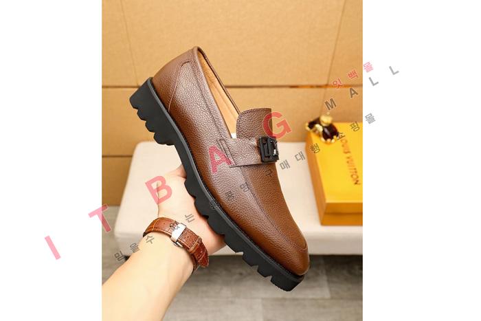���̺��� MYB7624