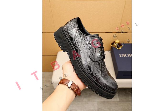 ��� MYB9041