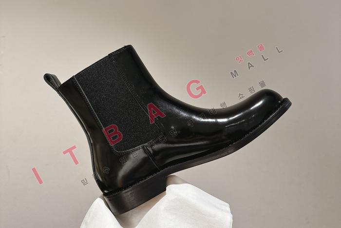 �ο��� į�� ÿ�� ����  YIBU1905